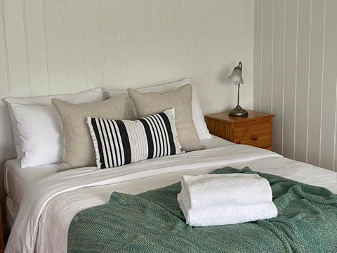Sandpiper - Charming Beach Villa - Brisbane Tourism 3