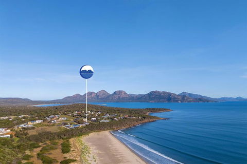 Sandpipers Beach - Tourism Brisbane 1