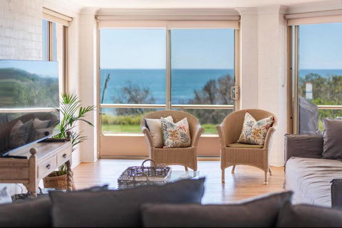 Sandrift One - Oceanstays - Brisbane Tourism 1