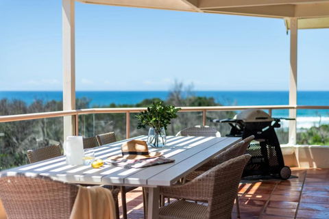 Sandrift Two - Oceanstays - Brisbane Tourism 1