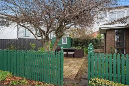 Sandy Bay Cozy Cottage Close To CBD - Brisbane 4u 3