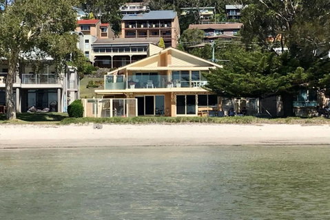 Sandy Beach House Corlette Unit 1 Waterfront WI-FI Aircon - Tourism Brisbane 0