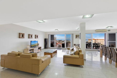 Sandy Cove Apartment The Entrance 48a - Tourism Brisbane 1