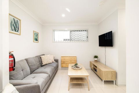 Smart Suites Self Check-in Apartments - W Freney - Brisbane Tourism 3