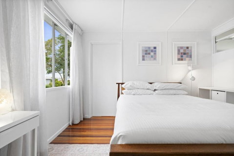 Spacious Family Home With Garden In Quiet Suburb - Brisbane Tourism 1
