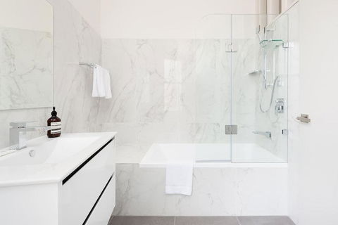 STUNNING SYDNEY HOME 7 - Brisbane 4u 3