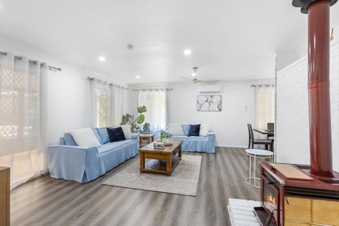 Stylish Home In Fig Tree Pocket Near Lone Pine - Tourism Brisbane 3