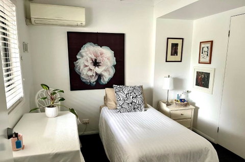 Swan Guest House - Room With Own Private Bathroom - Brisbane Tourism 1