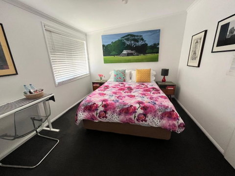 Swan Guest House - Room With Own Private Bathroom - Brisbane Tourism 0