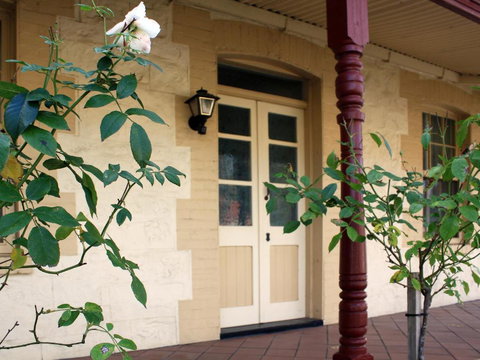 Telegraph Cottage - Tourism Brisbane 1