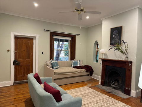 The Garden Cottage - Tourism Brisbane 3