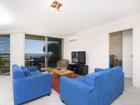 Beachpoint G2 - Brisbane Tourism 1