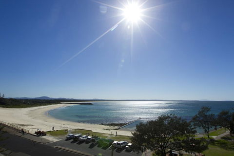 Beachpoint, Unit 402, 28 North Street - Brisbane Tourism 1