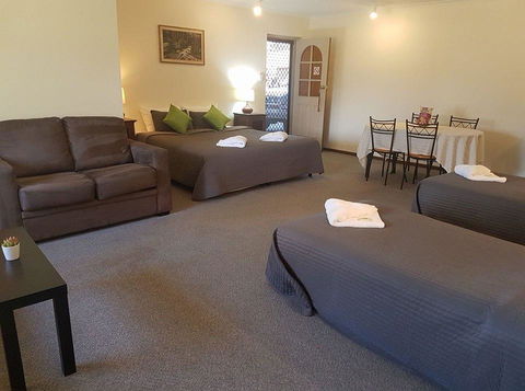 Beachport Motor Inn - Tourism Brisbane 2