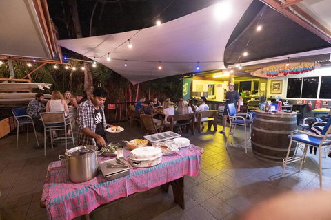 Beachside 1770 YHA - Tourism Brisbane 2