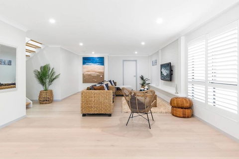 Beachside Bliss - Tourism Brisbane 3