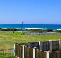 Beachside Retreat - Tourism Brisbane