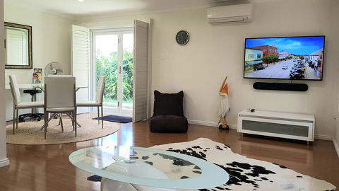 Beachside Villa Ettalong Beach - Brisbane Tourism 1