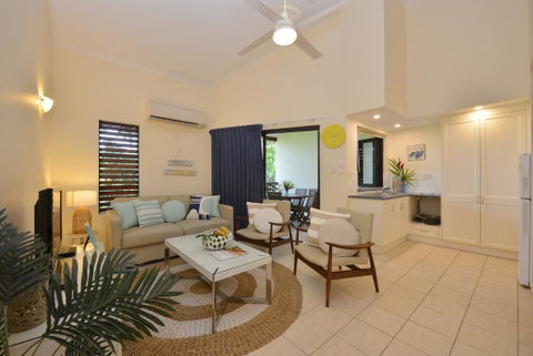 Beachstyle - Brisbane Tourism 2