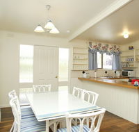 Beachwalk Cottage - Brisbane Tourism