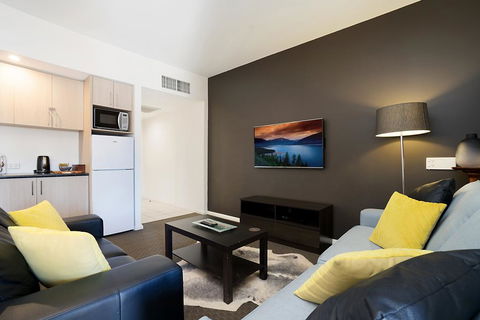 Beau Monde Apartments Newcastle - Boulevard Apartments - Tourism Brisbane 2
