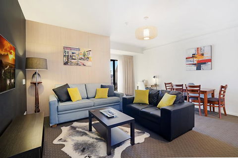 Beau Monde Apartments Newcastle - Boulevard Apartments - Tourism Brisbane 1