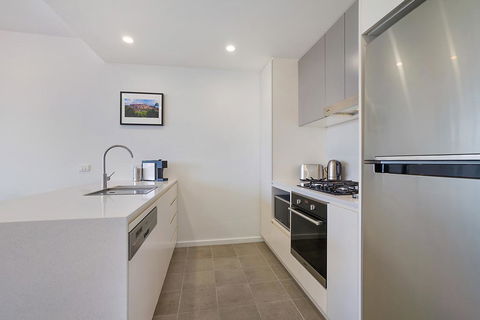 Beau Monde Apartments Newcastle - The Herald - Tourism Brisbane 1