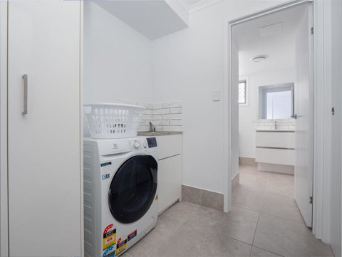 Beerburrum St, 2/22 Dicky Beach - Tourism Brisbane 3