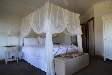 BellbirdHill Bed & Breakfast - Tourism Brisbane 3