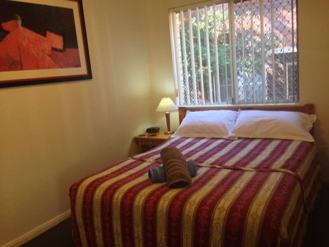 Bellevue Family Comforts, Amenities - Tourism Brisbane 0