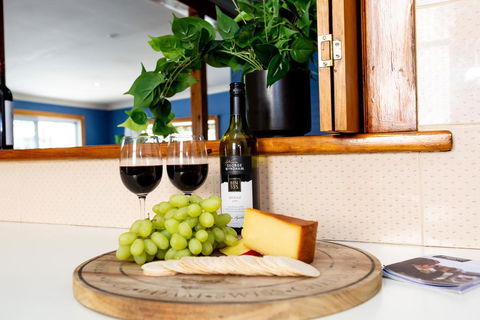 Best Central House - SLEEPS 11 !! - Tourism Brisbane 3