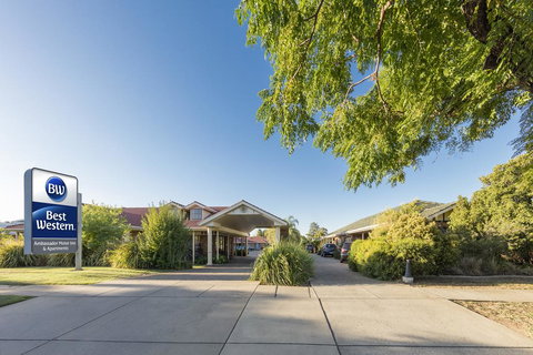 Best Western Ambassador Motor Inn & Apartments - Tourism Brisbane 1