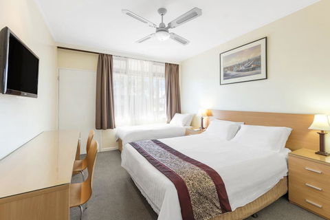 Best Western Governor Gipps Motor Inn - Tourism Brisbane 3