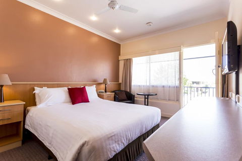 Best Western Motel Farrington - Tourism Brisbane 1
