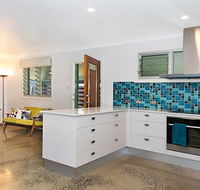 Betty's at Lennox Head - Air Conditioned - Brisbane Tourism