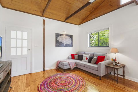 BLUE APPLE LODGE - Tourism Brisbane 2