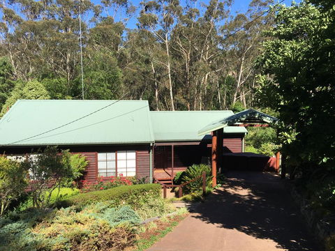 Bluebell Cottage - Tourism Brisbane 0