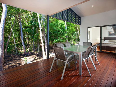 Bluewater 3 - Rainbow Shores - Tourism Brisbane 1