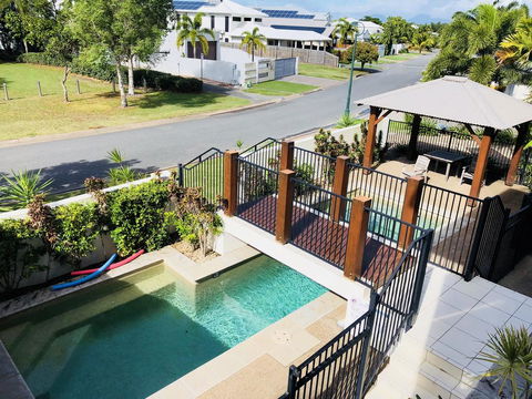 Bluewater Apartment - Brisbane 4u 1