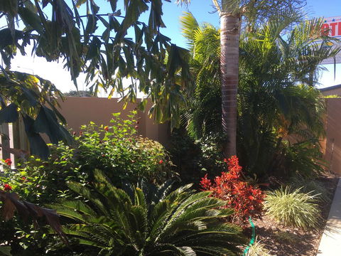 Bluewater Harbour Motel - Tourism Brisbane 3