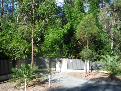 BoBRENE On Tamborine Nude Retreat - Quaint Cottage - Tourism Brisbane 1