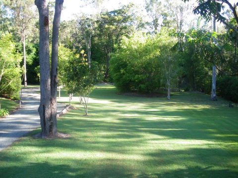 BoBRENE On Tamborine Nude Retreat - Quaint Cottage - Tourism Brisbane 3