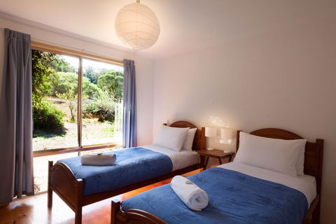 Bombina Cottages - Tourism Brisbane 1