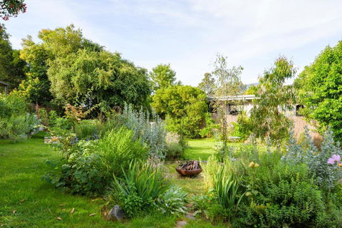 The Secret Garden - Alpine Retreat - Tourism Brisbane 2
