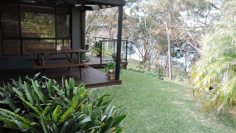 Waterfront Jervis Bay Escape Cooinda - Tourism Brisbane 3