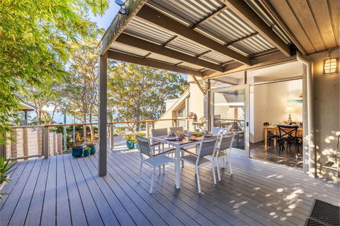 Wanda Waterview, 1-344 Wanda Ave - Water Views, Linen, Bed Making, Wi-Fi, Aircon - Tourism Brisbane 0