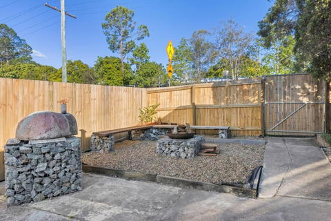 Warm And Cozy Cottage House - Tourism Brisbane 1