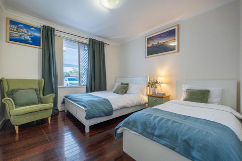 Warmth House Nr Airport 2rooms 5beds Yard N Parking - Tourism Brisbane 0