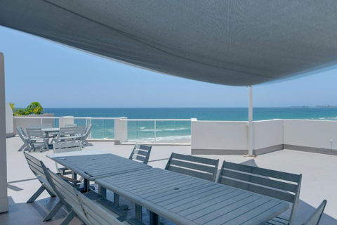 Waterfront 1-Bedroom Retreat With Stunning Views - Tourism Brisbane 1