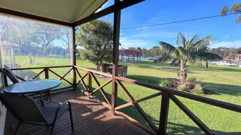 Waterfront Cottage In The Tranquil Sussex Inlet - Tourism Brisbane 0